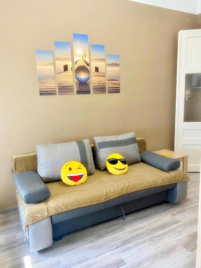 Pihi-Lak Apartman Siófok Extérieur photo